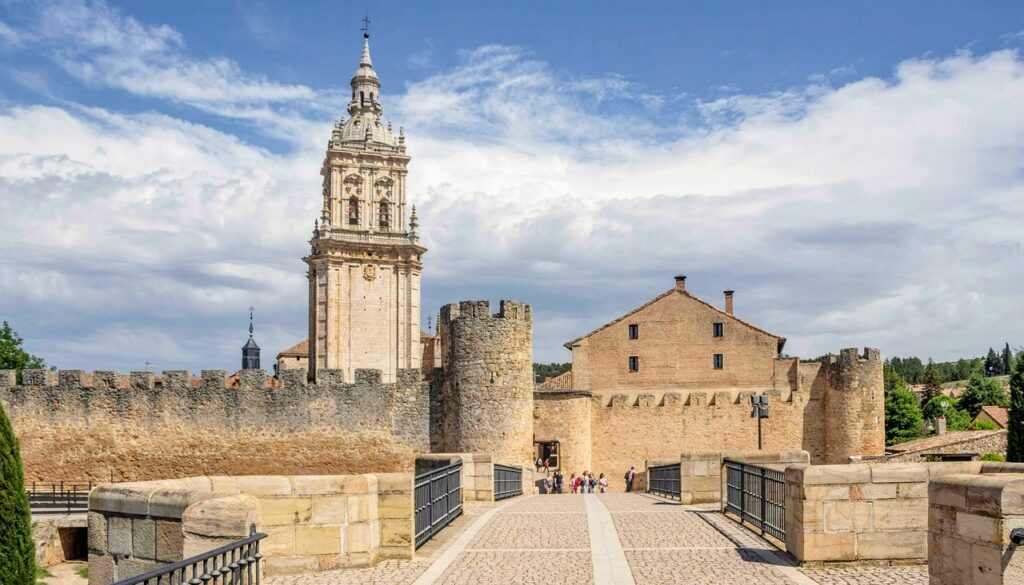 path town burgo soria spain 7293989